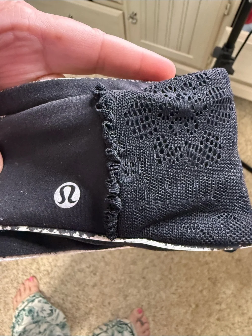 Lululemon Reversible Floral Lace Wide Headband Black One Size